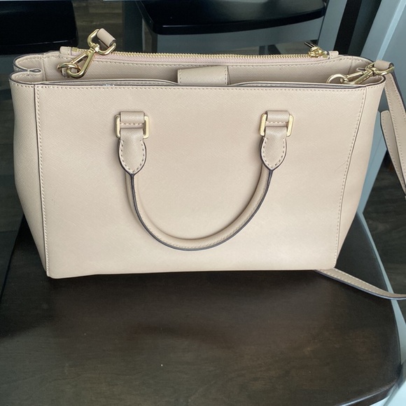 michael kors medium leather satchel purse - Picture 2 of 10